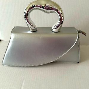 Silver evening bag with handle or strap